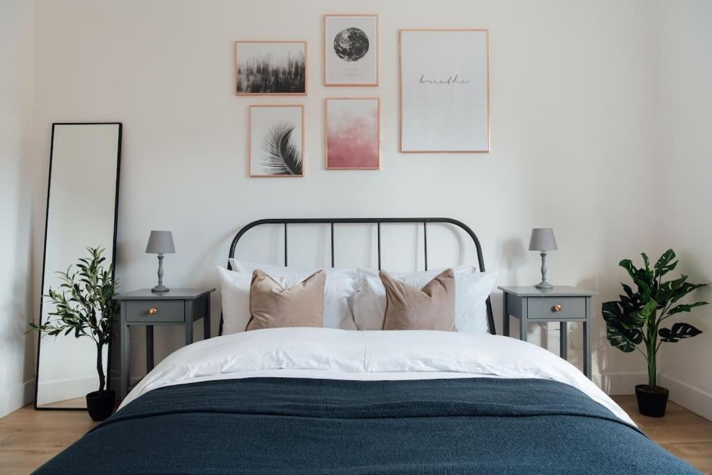 Stylish 2 Bedroom Flat In Ilford, London Dış mekan fotoğraf